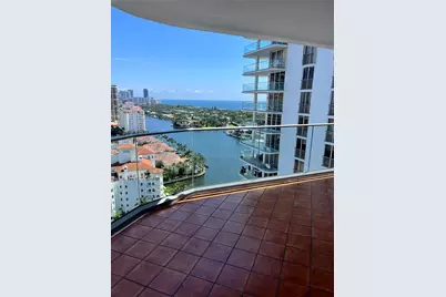19707 Turnberry Way #24A, Aventura, FL 33180 - Photo 2