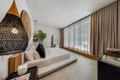 1000 NW 9th Ct, Miami, FL 33136 - Photo 28