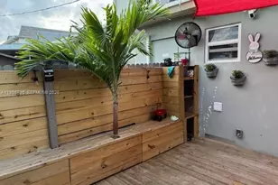 2452 Taylor St, Hollywood, FL 33020 - Photo 6