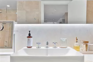 102 24th St, Miami Beach, FL 33139 - Photo 30