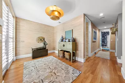 211 Zoe Way, Miami Beach, FL 33141 - Photo 2