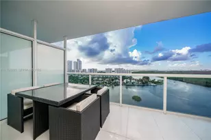 400 Sunny Isles Blvd, Sunny Isles Beach, FL 33160 - Photo 4