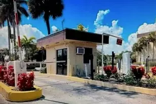 3121 NW 47th Terrace, Lauderdale Lakes, FL 33319 - Photo 6