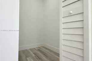 136 N Evergreen Dr, Lake Park, FL 33403 - Photo 14