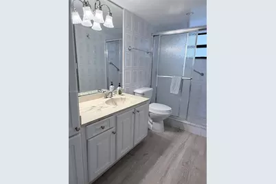 901 Colony Point Cir #505, Pembroke Pines, FL 33026 - Photo 22