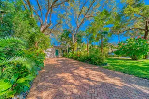 3227 Riviera Dr, Coral Gables, FL 33134 - Photo 1