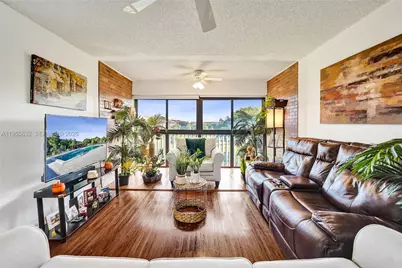 1651 SW 127th Ave #404A, Pembroke Pines, FL 33027 - Photo 1