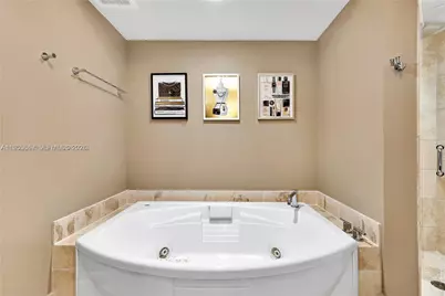 18201 Collins Ave #1507, Sunny Isles Beach, FL 33160 - Photo 14