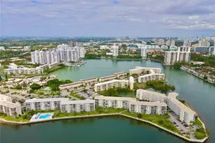 3030 Marcos Dr, Aventura, FL 33160 - Photo 40