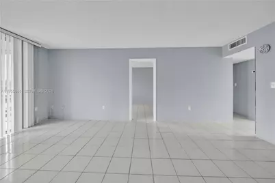 3030 Marcos Dr #T409, Aventura, FL 33160 - Photo 2