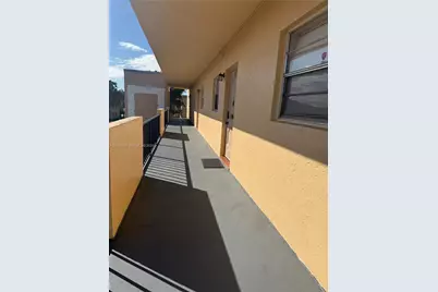 101 Berkley Rd #303, Hollywood, FL 33024 - Photo 12
