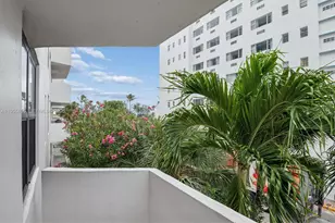 4301 Collins Ave, Miami Beach, FL 33140 - Photo 2