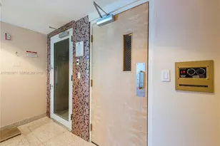 300 South Pointe Dr, Miami Beach, FL 33139 - Photo 62