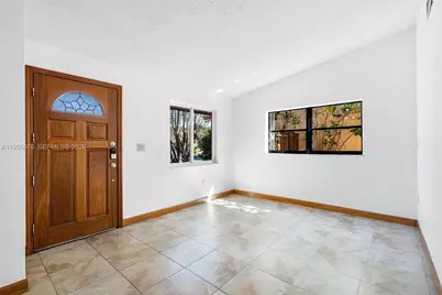 7476 SW 112th Pl, Miami, FL 33173 - Photo 6