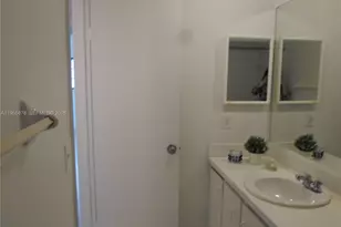 20760 NE 4th Ct, Miami, FL 33179 - Photo 28