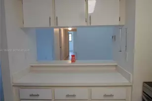 20760 NE 4th Ct, Miami, FL 33179 - Photo 18