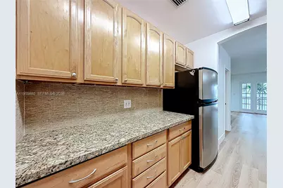 2424 SE 17th Cswy #312B, Fort Lauderdale, FL 33316 - Photo 12