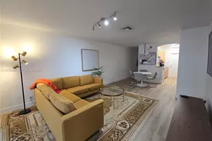 2424 SE 17th Causeway, Fort Lauderdale, FL 33316 - Photo 6