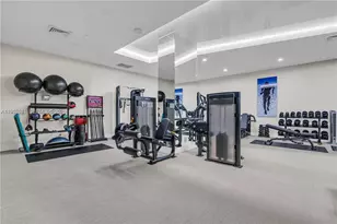 3640 Yacht Club Dr, Aventura, FL 33180 - Photo 40