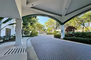 3640 Yacht Club Dr, Aventura, FL 33180 - Photo 38