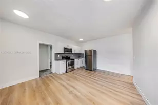 1648 NW 33rd St, Miami, FL 33142 - Photo 30