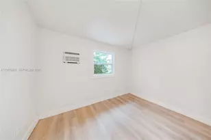 1648 NW 33rd St, Miami, FL 33142 - Photo 44