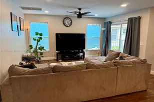 5528 Descartes Cir, Boynton Beach, FL 33472 - Photo 16