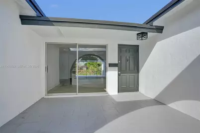 8649 W Long Acre Dr, Miramar, FL 33025 - Photo 4