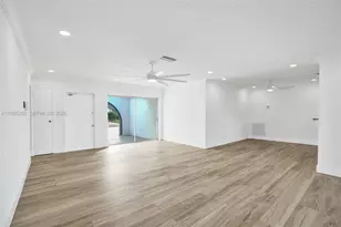 8649 W Long Acre Dr, Miramar, FL 33025 - Photo 6