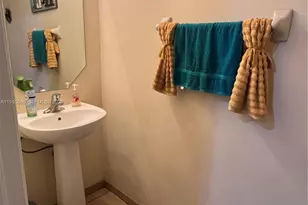 3195 NW 31st Terrace, Oakland Park, FL 33309 - Photo 8