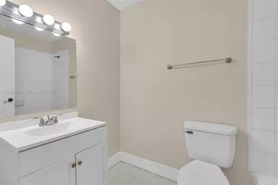 17901 NW 68th Ave #T206, Hialeah, FL 33015 - Photo 8