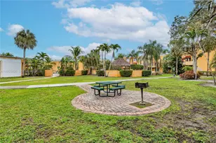 17901 NW 68th Ave, Hialeah, FL 33015 - Photo 24