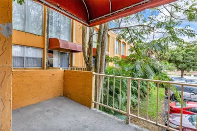 17901 NW 68th Ave #T206, Hialeah, FL 33015 - Photo 18