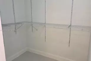 9352 Wedgewood Ln, Tamarac, FL 33321 - Photo 4