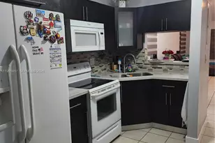 8391 SW 148th Ave, Miami, FL 33193 - Photo 4