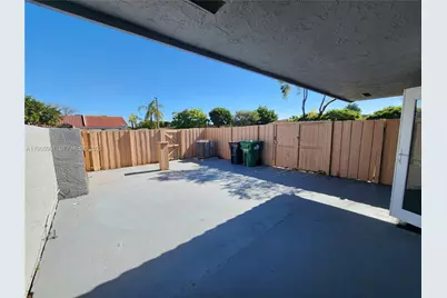 8391 SW 148th Ave, Miami, FL 33193 - Photo 16