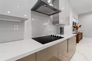 8086 NW 47th Terrace, Doral, FL 33166 - Photo 14