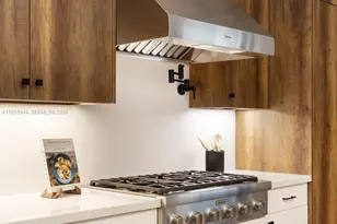 3151 Hibiscus St, Miami, FL 33133 - Photo 12