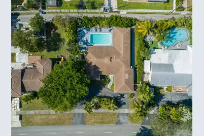 416 N Rainbow Dr, Hollywood, FL 33021 - Photo 6