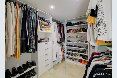 416 N Rainbow Dr, Hollywood, FL 33021 - Photo 22