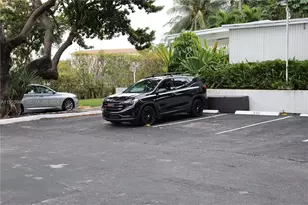 7801 NE 4th Ct, Miami, FL 33138 - Photo 26