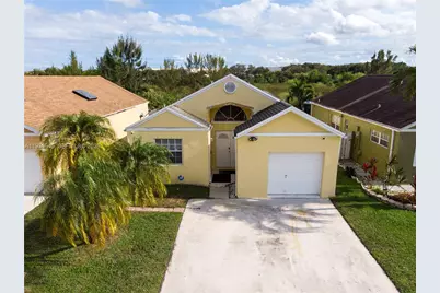 9936 W Daffodil Ln, Miramar, FL 33025 - Photo 1