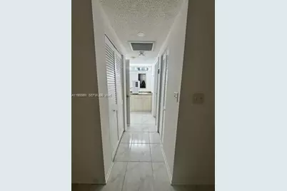 300 Bayview Dr #1912, Sunny Isles Beach, FL 33160 - Photo 10