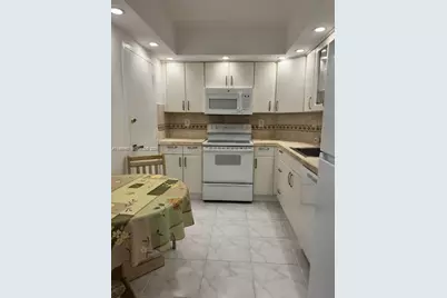 300 Bayview Dr #1912, Sunny Isles Beach, FL 33160 - Photo 8