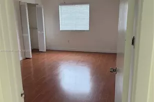 10101 W Okeechobee Rd, Hialeah Gardens, FL 33016 - Photo 8