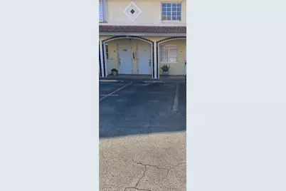 10101 W Okeechobee Rd #17202, Hialeah Gardens, FL 33016 - Photo 2