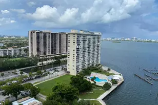 [Address not provided], Miami, FL 33181 - Photo 2