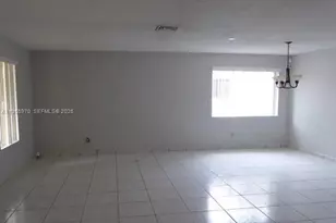 6895 Loch Ness Dr, Miami Lakes, FL 33014 - Photo 2
