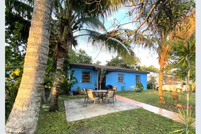 3011 NW 152nd Ter, Miami Gardens, FL 33054 - Photo 2