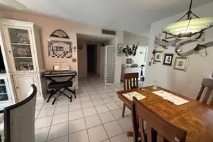 414 SE 10th St, Dania Beach, FL 33004 - Photo 2